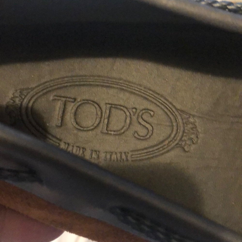 Shoe - Picture 4 of 4